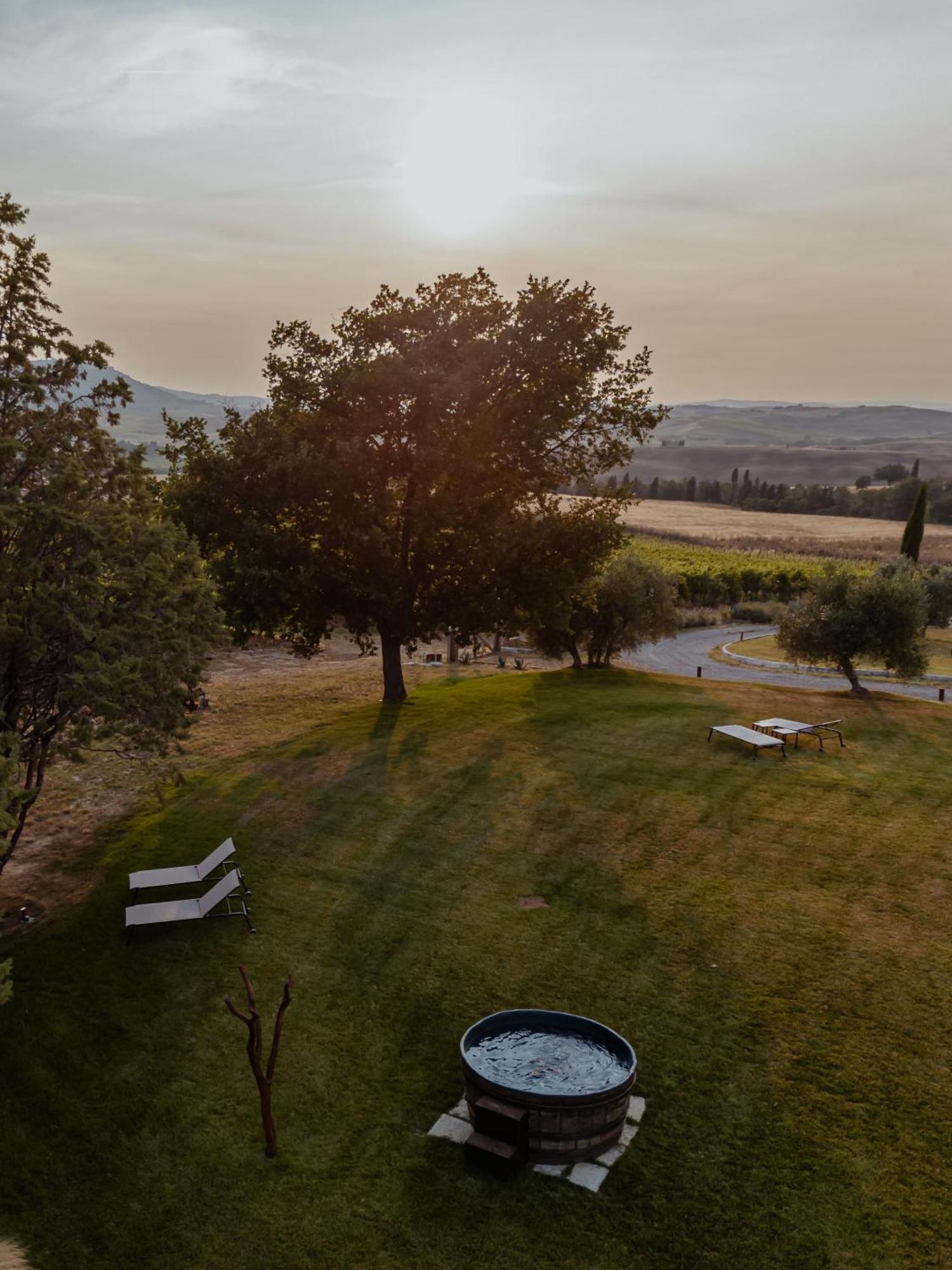Vila Sce Quiric San Quirico dʼOrcia Exteriér fotografie